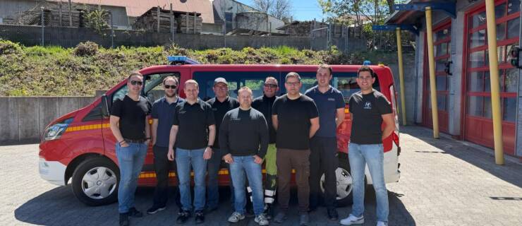 Realitätsnahe Ausbildung: Gemeinsames Notfalltraining der Feuerwehr Bad Buchau und der Fa. Kessler