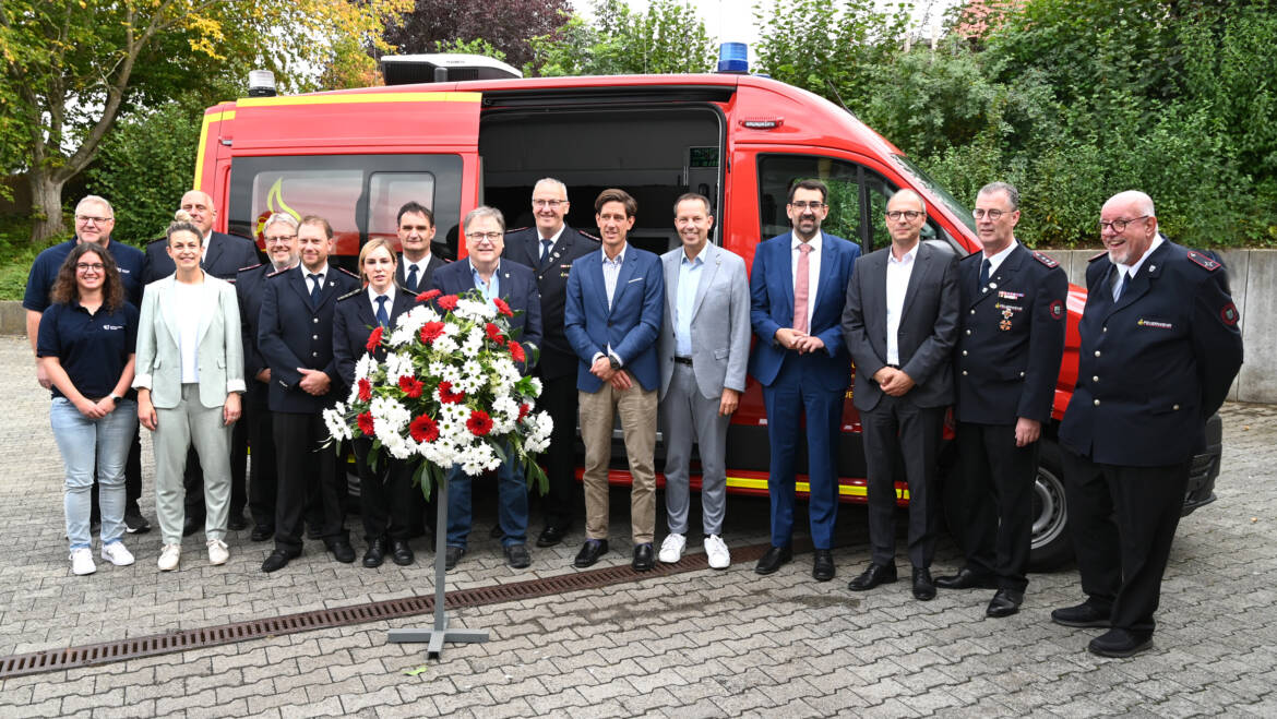 Feierliche Übergabe des neuen ELW1